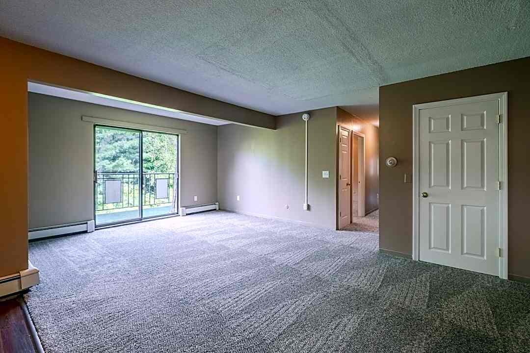 Orchard Park Apartments 10 Crestwood Dr Waterville Me Apartments For Rent Rent Com