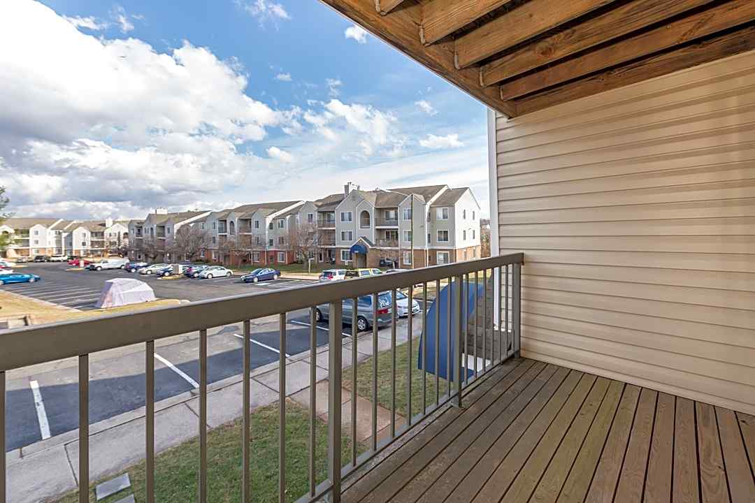 Battery Heights 8479 Metcalf Blvd Manassas Va Apartments For Rent Rent Com
