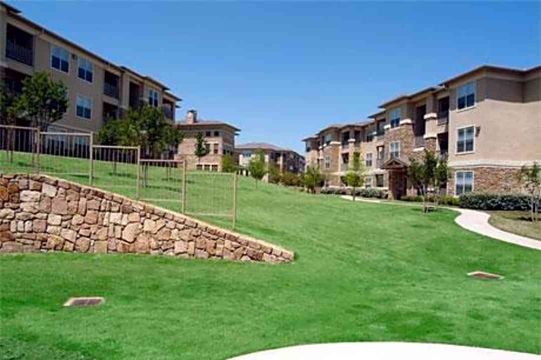 woodbridge villas apartments 7920 country club dr sachse tx apartments for rent rent com