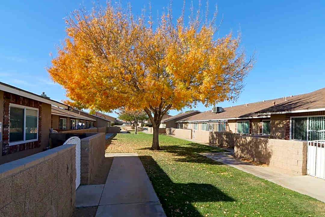 Desert View Apartments - 8948 E Ave Hesperia Ca Apartments For Rent Rentcom