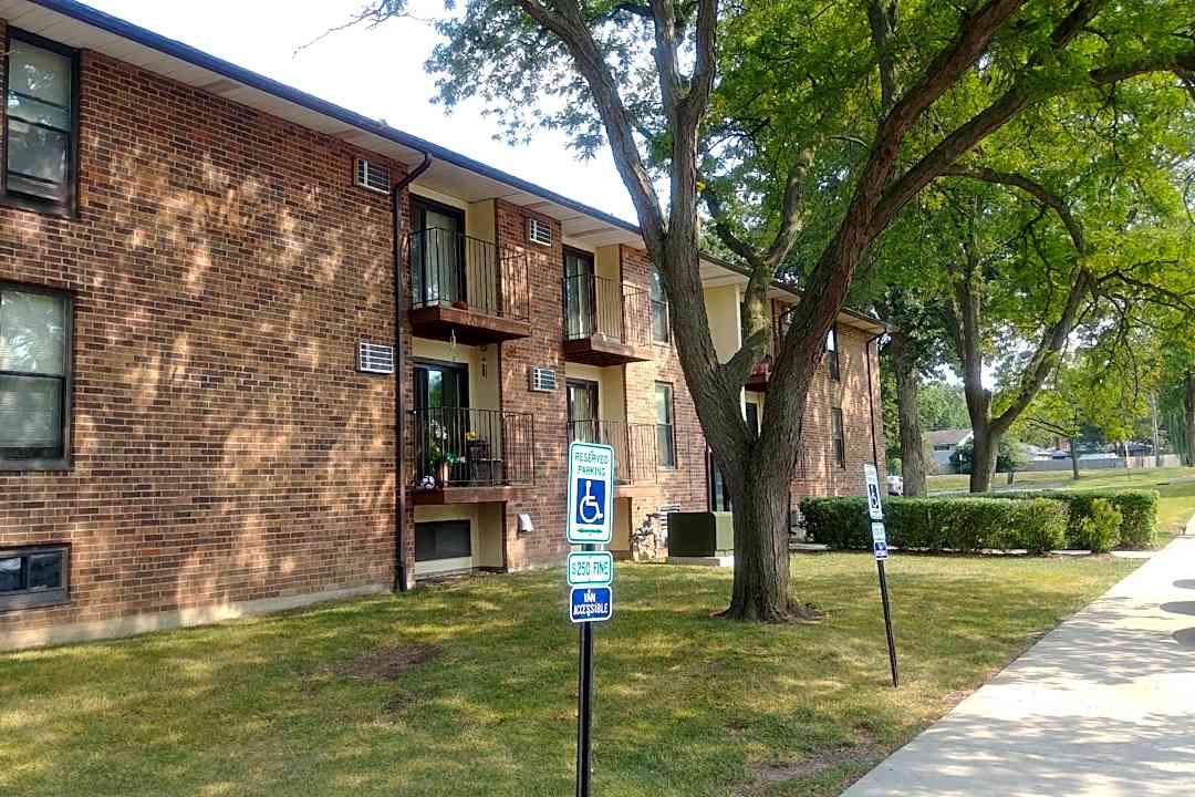 batavia apartments 1259 e wilson st batavia il apartments for rent rent com