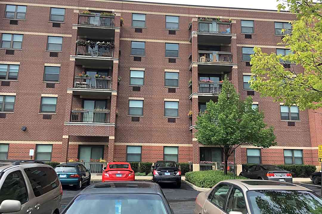 The Martha Washington 2324 W Irving Park Rd Chicago Il Apartments For Rent Rent Com