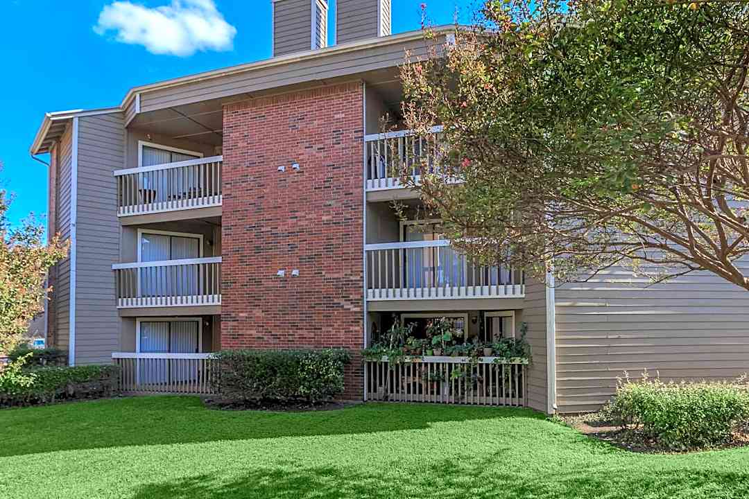 Hampton Greens - 10911 Woodmeadow Pkwy Dallas Tx Apartments For Rent Rentcom