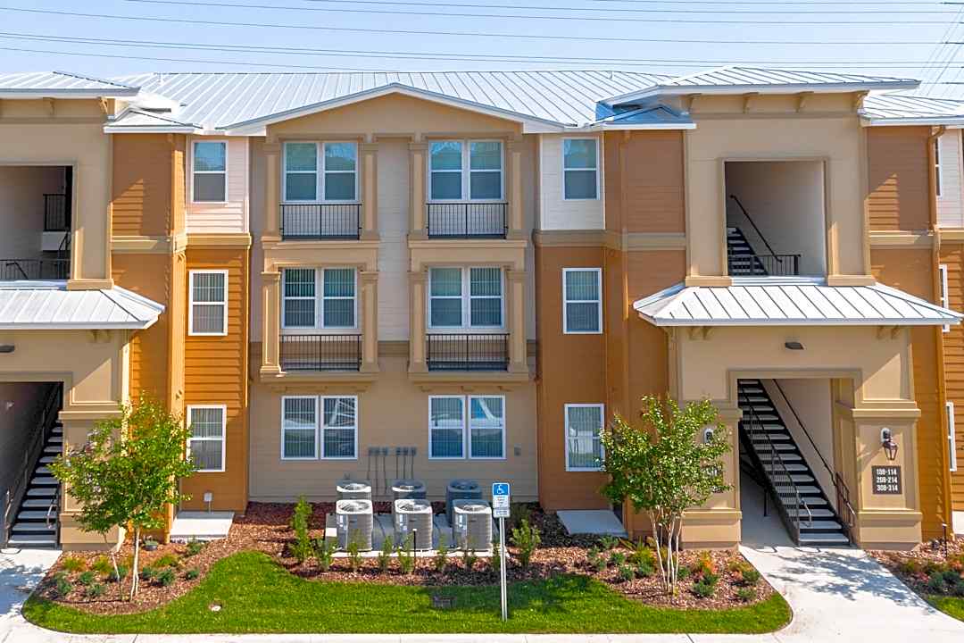 Enclave At Alafaya 167 Linlake Cove Oviedo Fl Apartments For Rent Rent Com