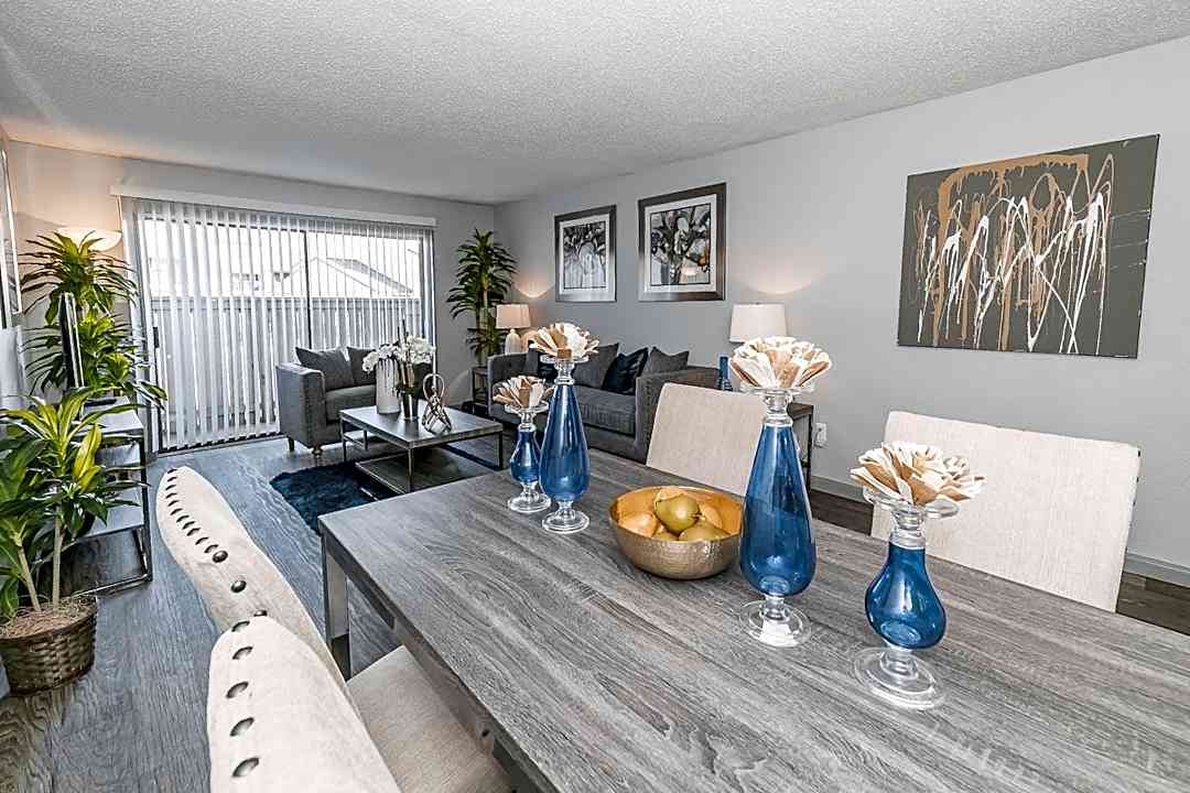 hunters cove 2001 palm village blvd bay city tx apartments for rent rent com