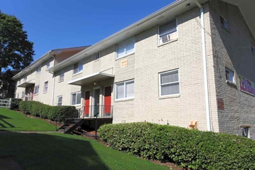 Sierra Ridge Apartment Homes 3020 Delmar Ln Nw Atlanta Ga Apartments For Rent Rent Com