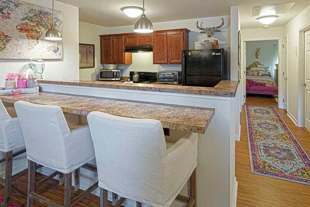 Akabe Village 1100 2215 Lavender Circle Howell Nj Apartments For Rent Rent Com
