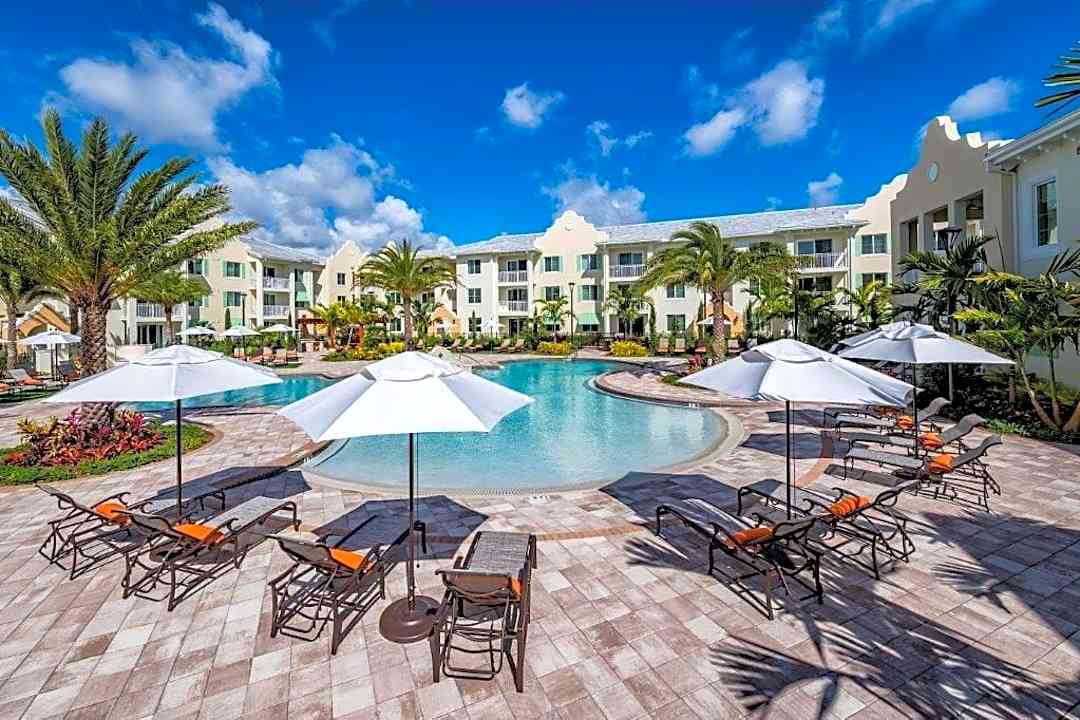 oceanside lantana 1199 w lantana rd lantana fl apartments for rent rent com