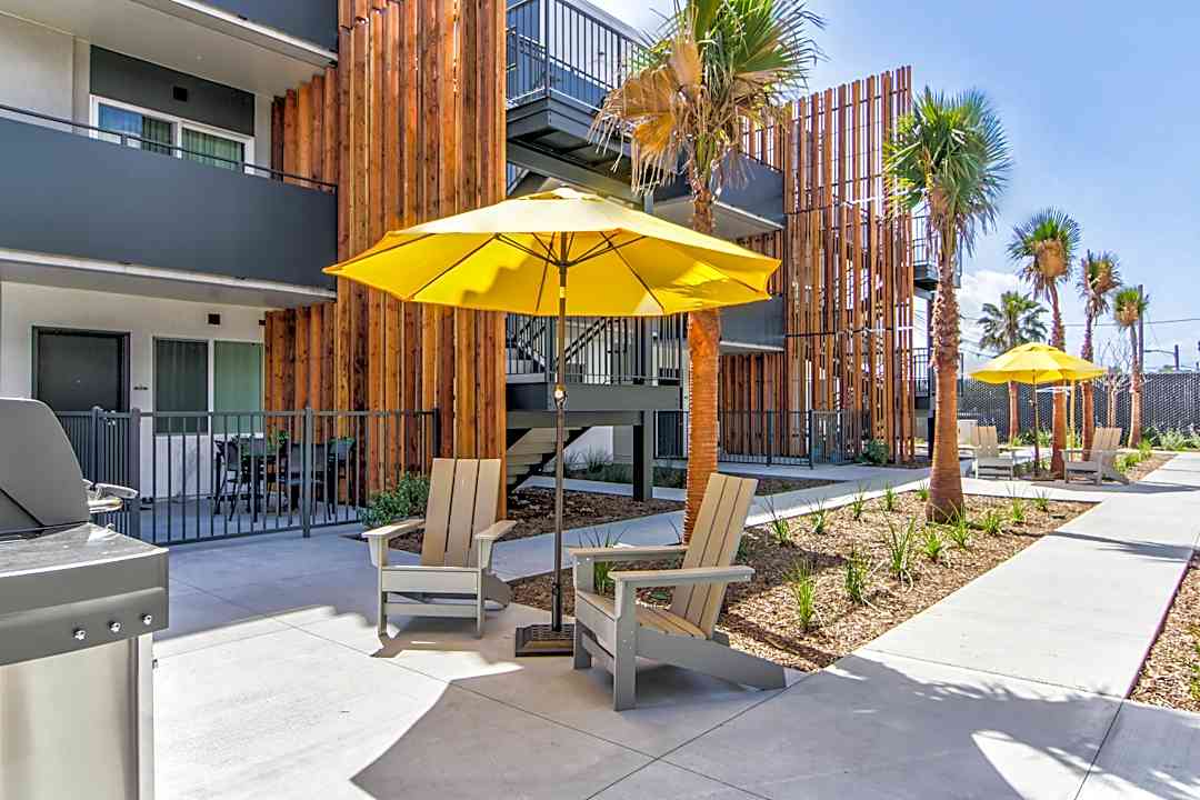 the broadway apartments chula vista