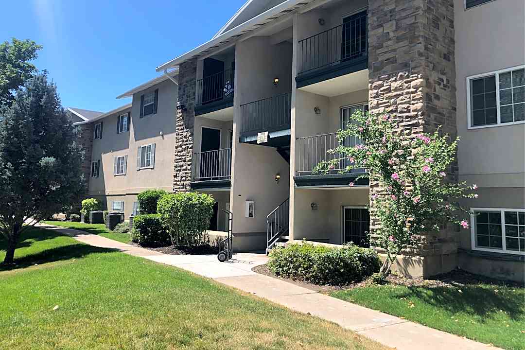 raintree commons 1849 freedom blvd 200 w provo ut apartments for rent rent com