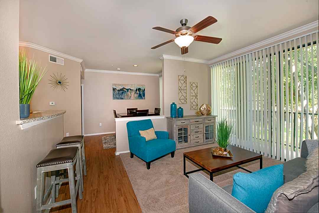 Briargrove At Vail 3939 Briargrove Ln Dallas Tx Apartments For Rent Rent Com