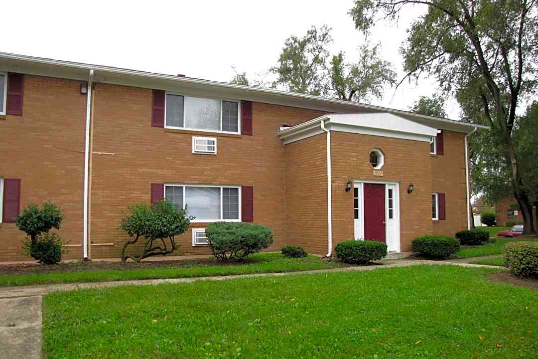 the new colonial village apartments 1256 rand ave columbus oh apartments for rent rent com