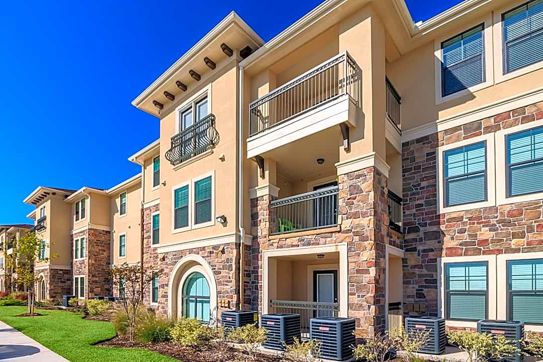 Huntington At Missouri City 2424 Fm 1092 Rd Missouri City Tx Apartments For Rent Rent Com