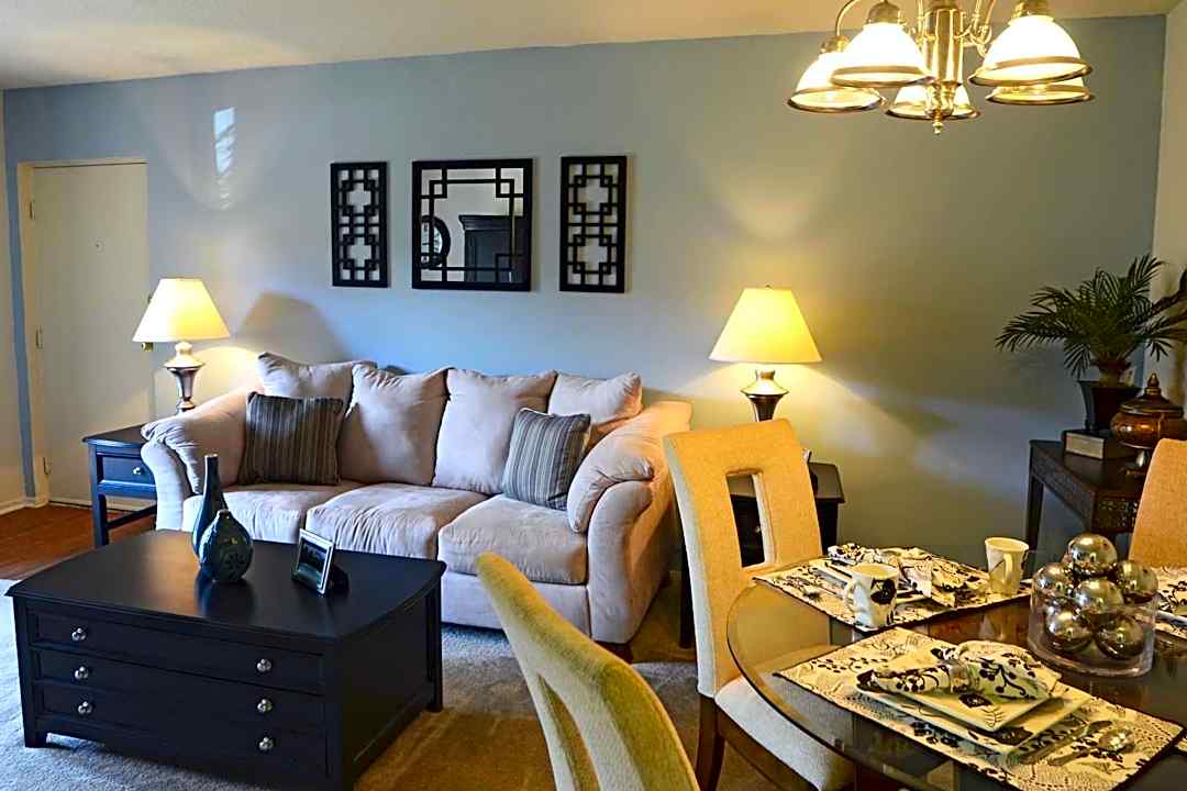 Glendare Park - 240 Village Crossing Ln Winston-salem Nc Apartments For Rent Rentcom