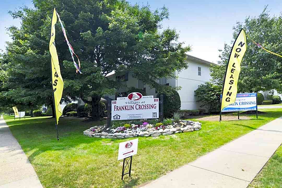 Villages At Franklin Crossing - 1214 Anita Dr Kent Oh Apartments For Rent Rentcom