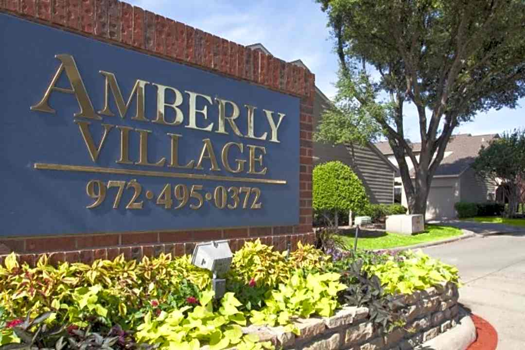 67  Amberly village apartments for Small Space