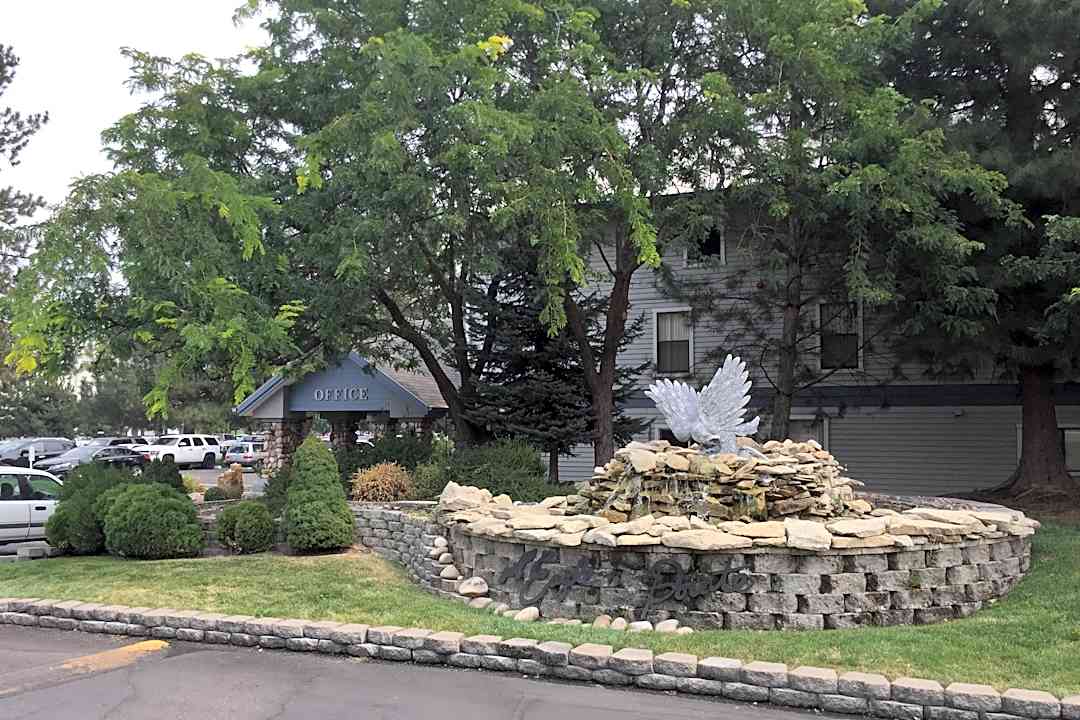 Eagle Pointe Apartments - 1843 W Boise Ave Boise Id Apartments For Rent Rentcom