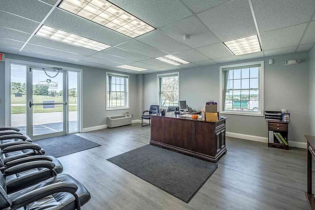 Orchard Park Apartments 10 Crestwood Dr Waterville Me Apartments For Rent Rent Com