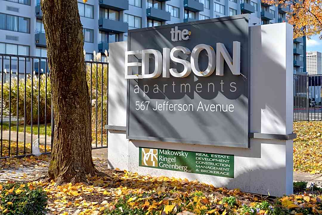 the edison apartments memphis tn