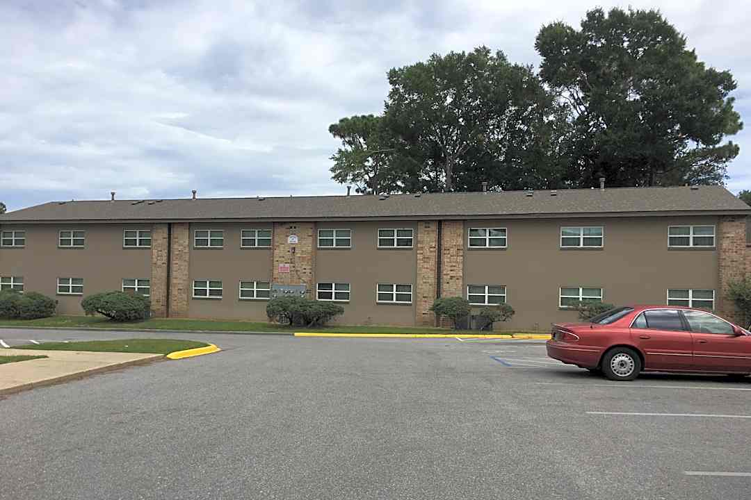 moorings 8491 old spanish trail rd pensacola fl apartments for rent rent com