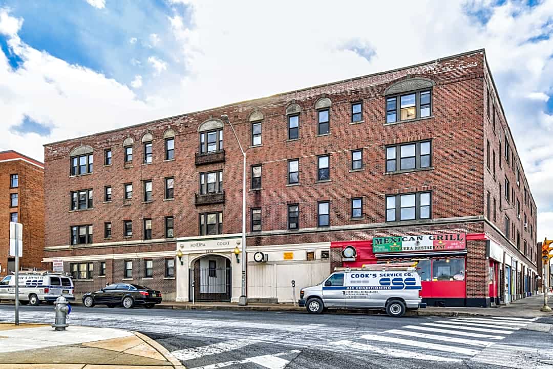 Minerva Court 130 Garrett Rd Upper Darby Pa Apartments For Rent Rent Com