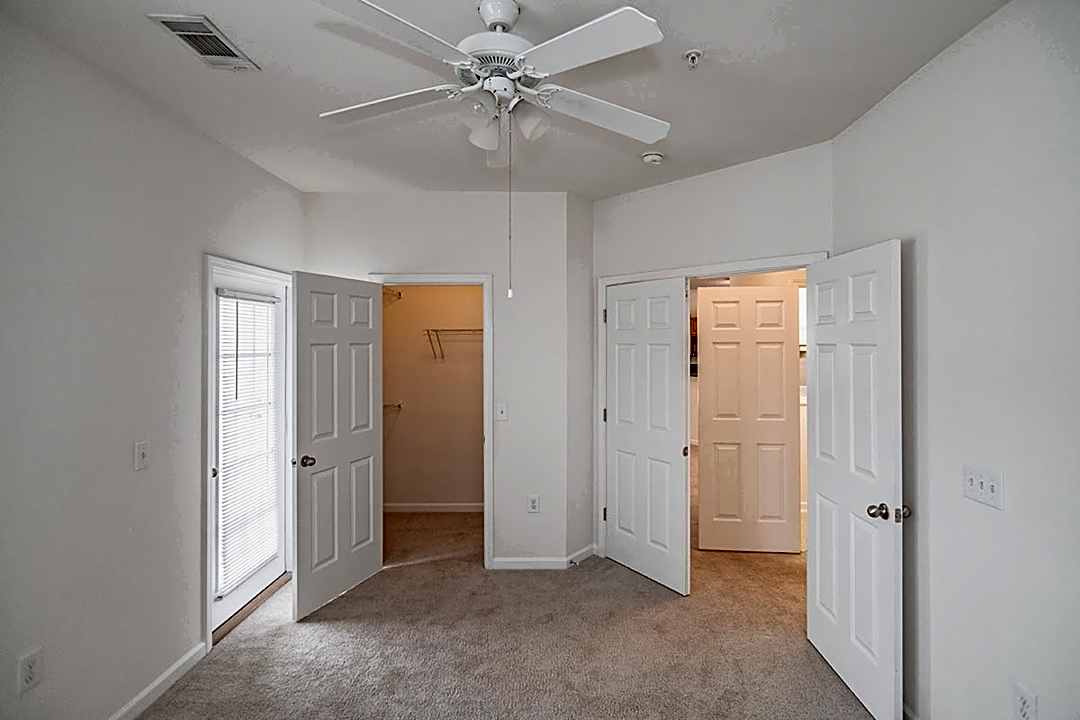 Robinhood Court Apartments And Villas 1840 Knights Haven Ct Winston Salem Nc Apartments For Rent Rent Com