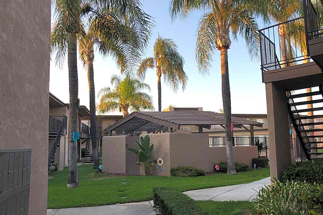 Casa Linda Apartments - 540 Wier Rd | San Bernardino, CA Apartments for  Rent | Rent.