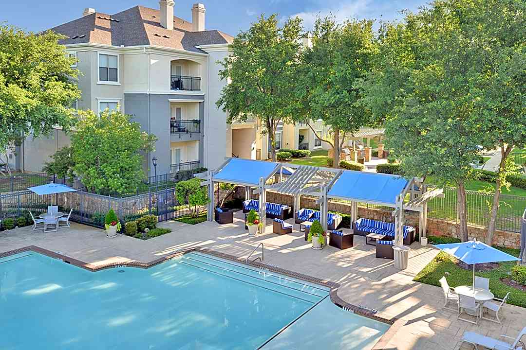 The Abbey At Vista Ridge 350 E Vista Ridge Mall Dr Lewisville Tx Apartments For Rent Rent Com