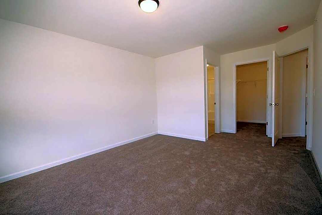 riverbay gardens age restricted community u s 9 bayville nj apartments for rent rent com