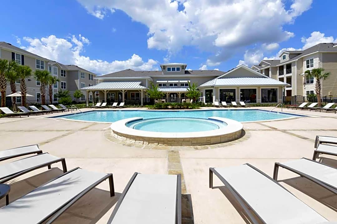 hotels in cypress tx with indoor pool