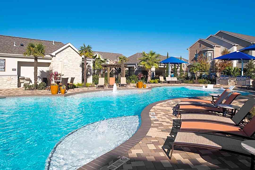 Cortland Avion Shadow Creek 2101 Kingsley Dr Pearland Tx Apartments For Rent Rent Com