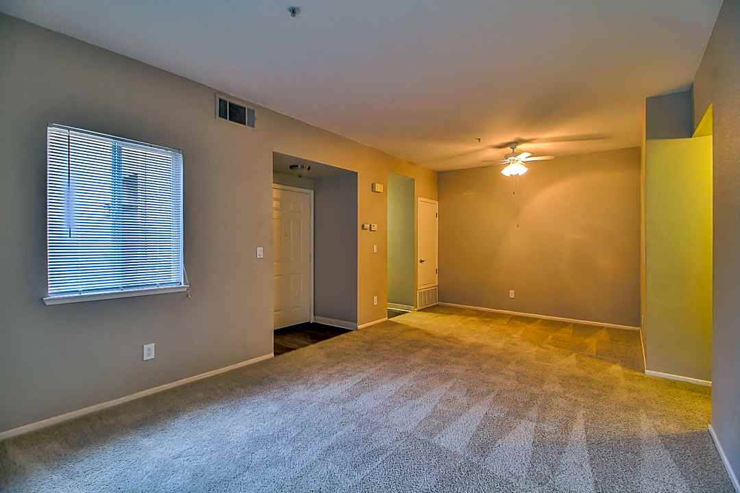Avery At Towncentre 1275 Central Blvd Brentwood Ca Apartments For Rent Rent Com
