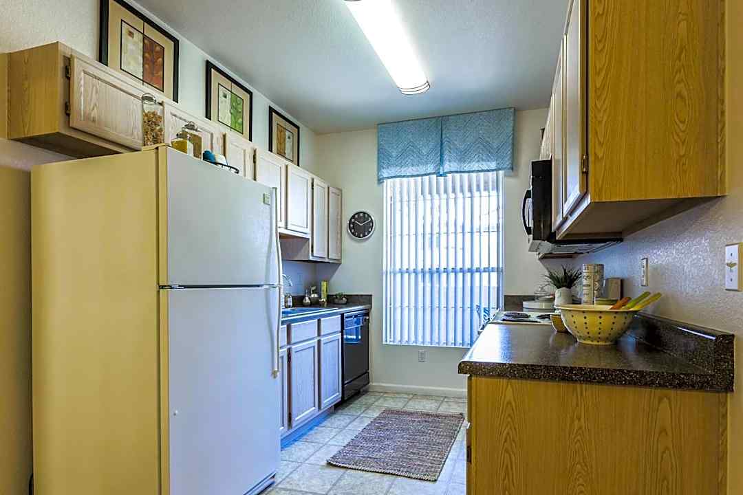 ocotillo bay 1889 w queen creek rd chandler az apartments for rent rent com