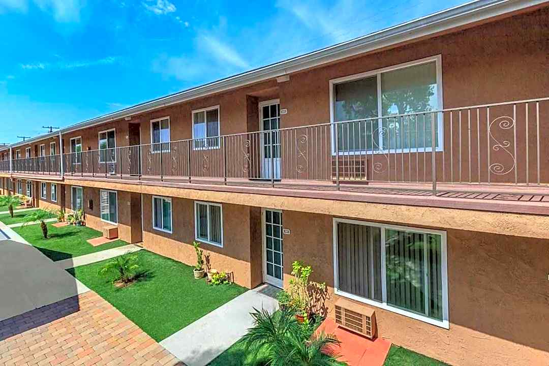 imperial place luxury apartments 12038 imperial hwy norwalk ca apartments for rent rent com