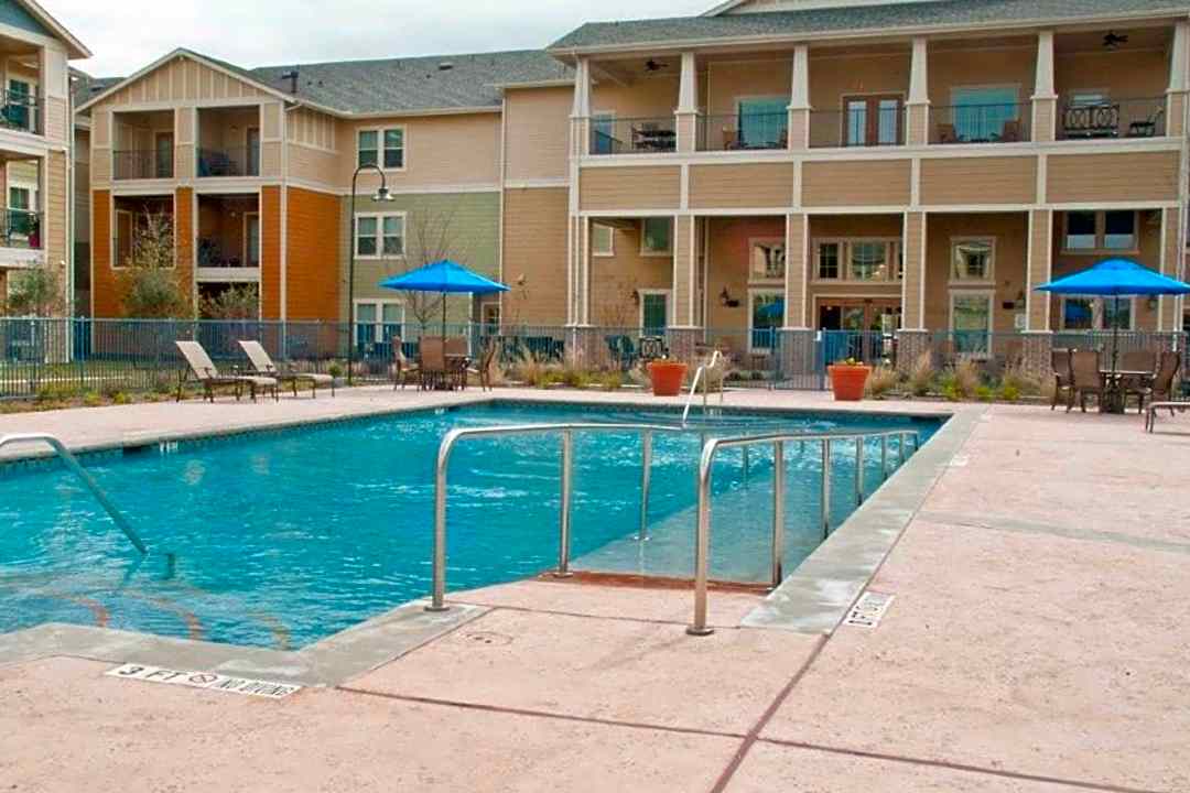 Mariposa At Bay Colony 1101 Fm 517 Rd W Dickinson Tx Apartments For Rent Rent Com