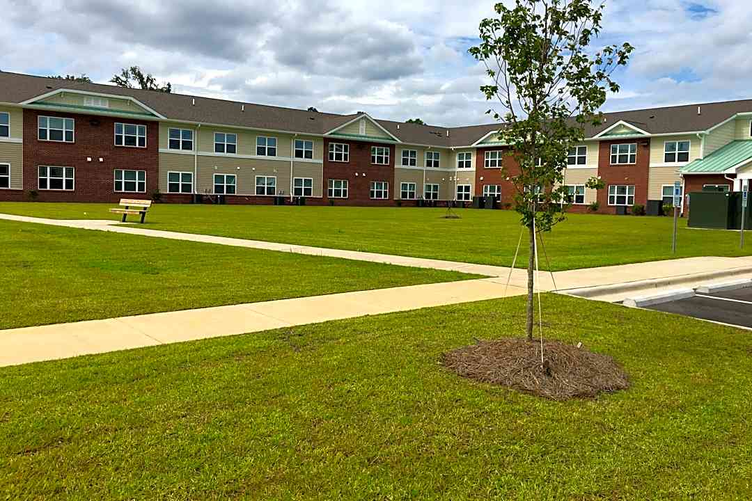 Ravenswood Reserve Apartments - 3720 Ashbrook Dr Nw Wilson Nc Apartments For Rent Rentcom