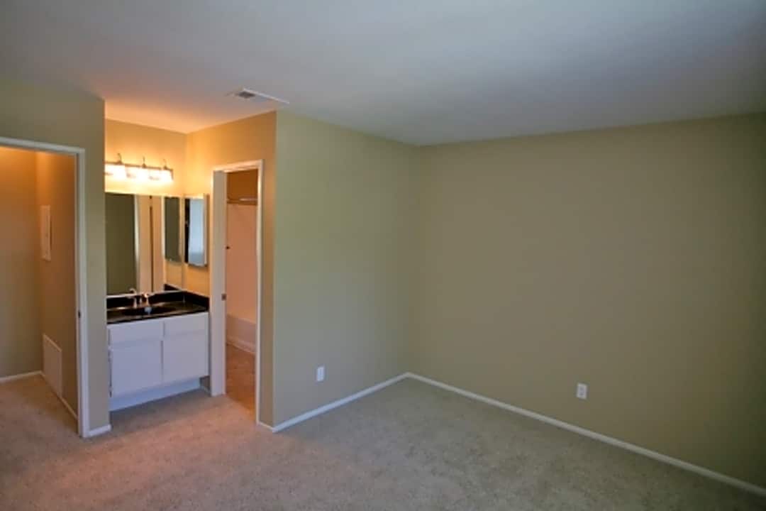 palm village apartments 1255 n university st redlands ca apartments for rent rent com