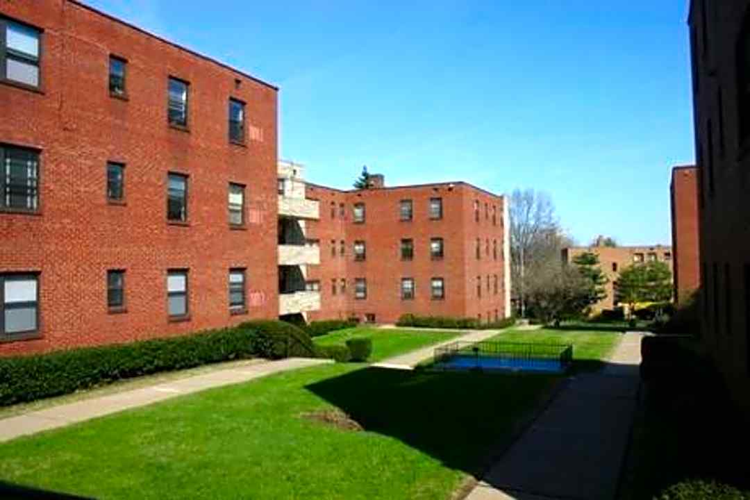 royal garden apartments pittsburgh