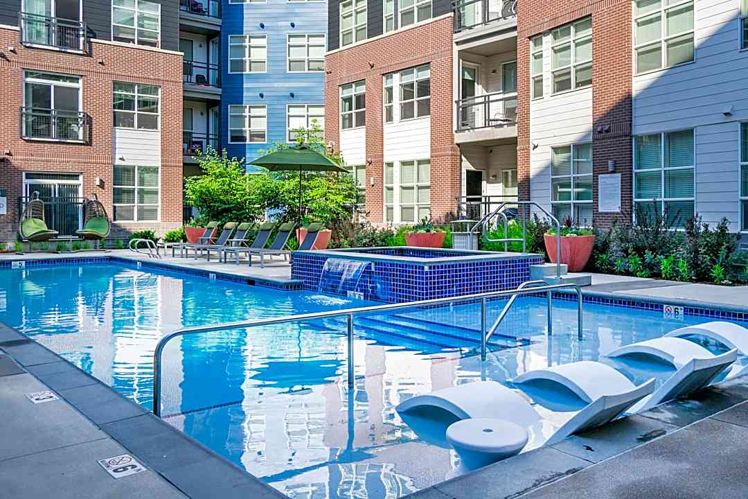 Griffis Union Station 2905 Inca St Denver Co Apartments For Rent Rent Com