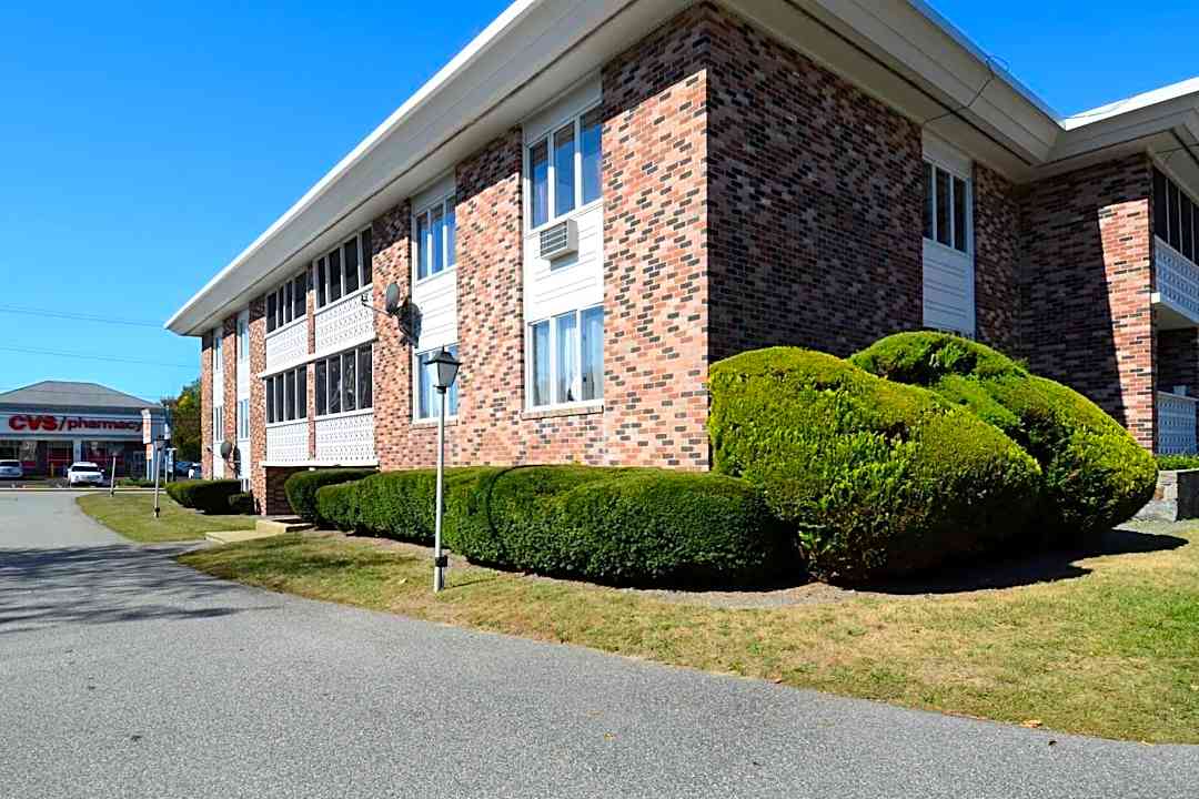 warren apartments 624 metacom ave warren ri apartments for rent rent com