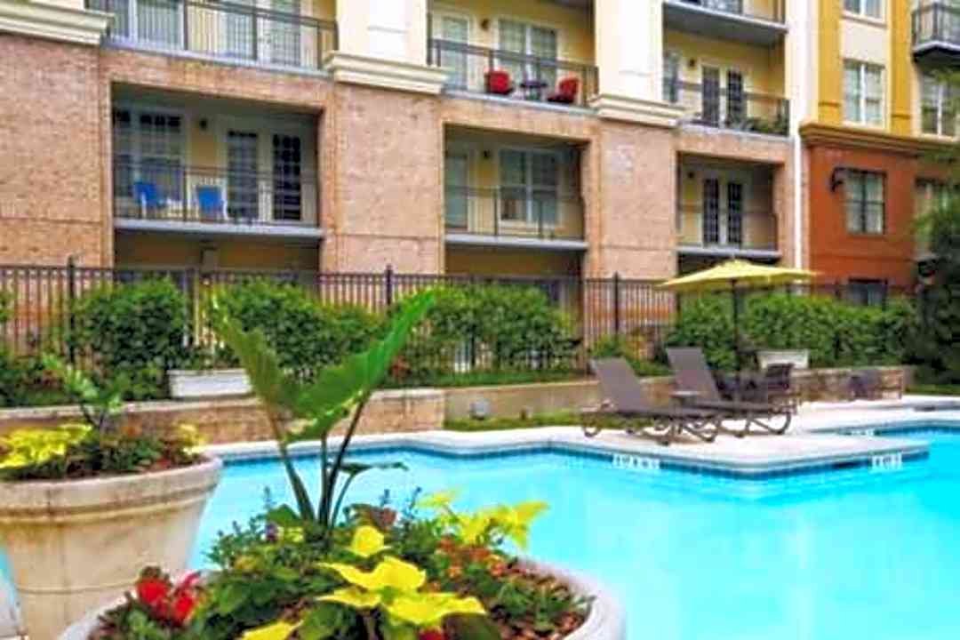 Alexan Lenox 960 E Paces Ferry Rd Ne Atlanta Ga Apartments For Rent Rent Com