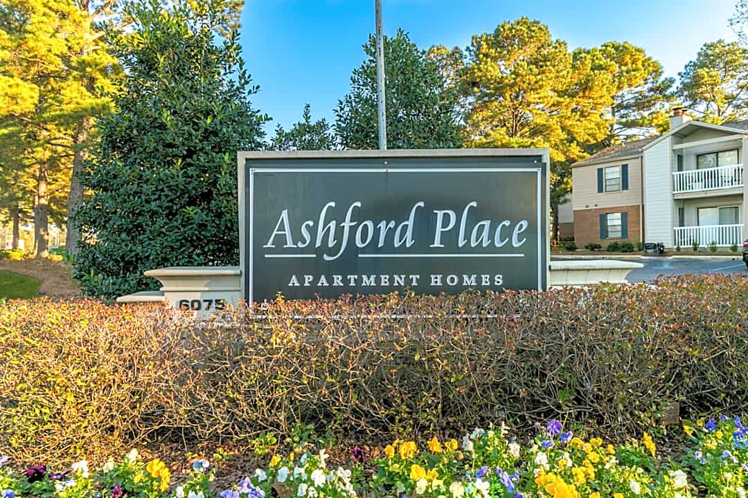 Ashford Place Apartment Homes 6075 Grelot Rd Mobile Al Apartments For Rent Rent Com