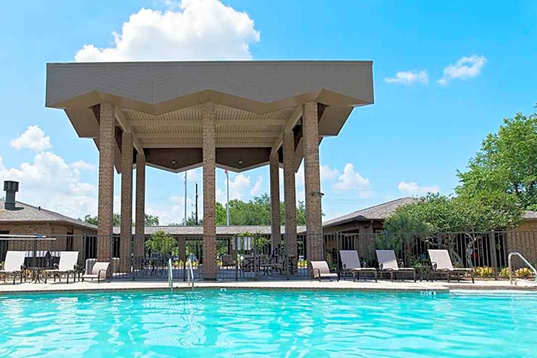 The Retreat At Acadian Point 221 Verot School Rd Lafayette La Apartments For Rent Rent Com