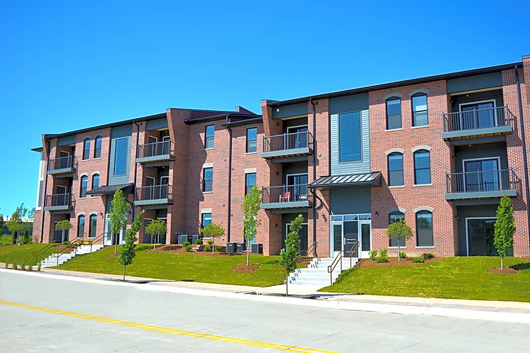 Grand Central At The Junction 6101 Grand Central Ave Wentzville Mo Apartments For Rent Rent