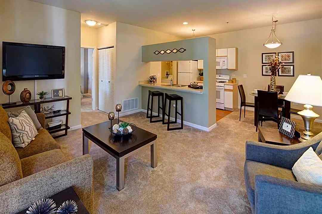 highpoint apartments 175 highpoint dr romeoville il apartments for rent rent com