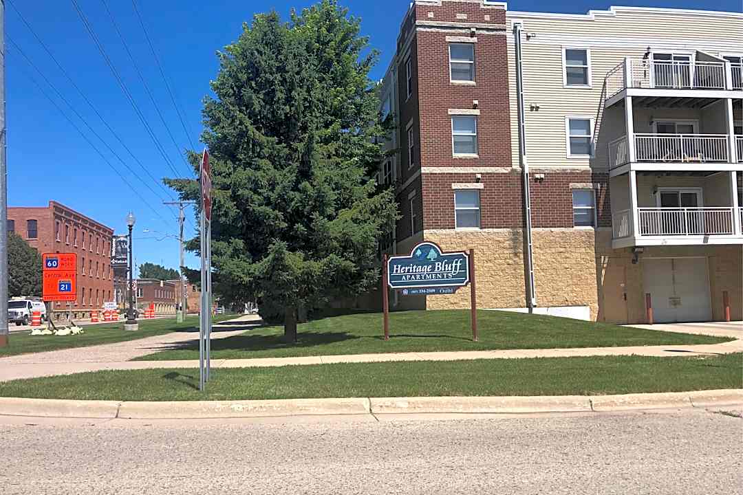 heritage bluff apartments 200 heritage pl faribault mn apartments for rent rent com