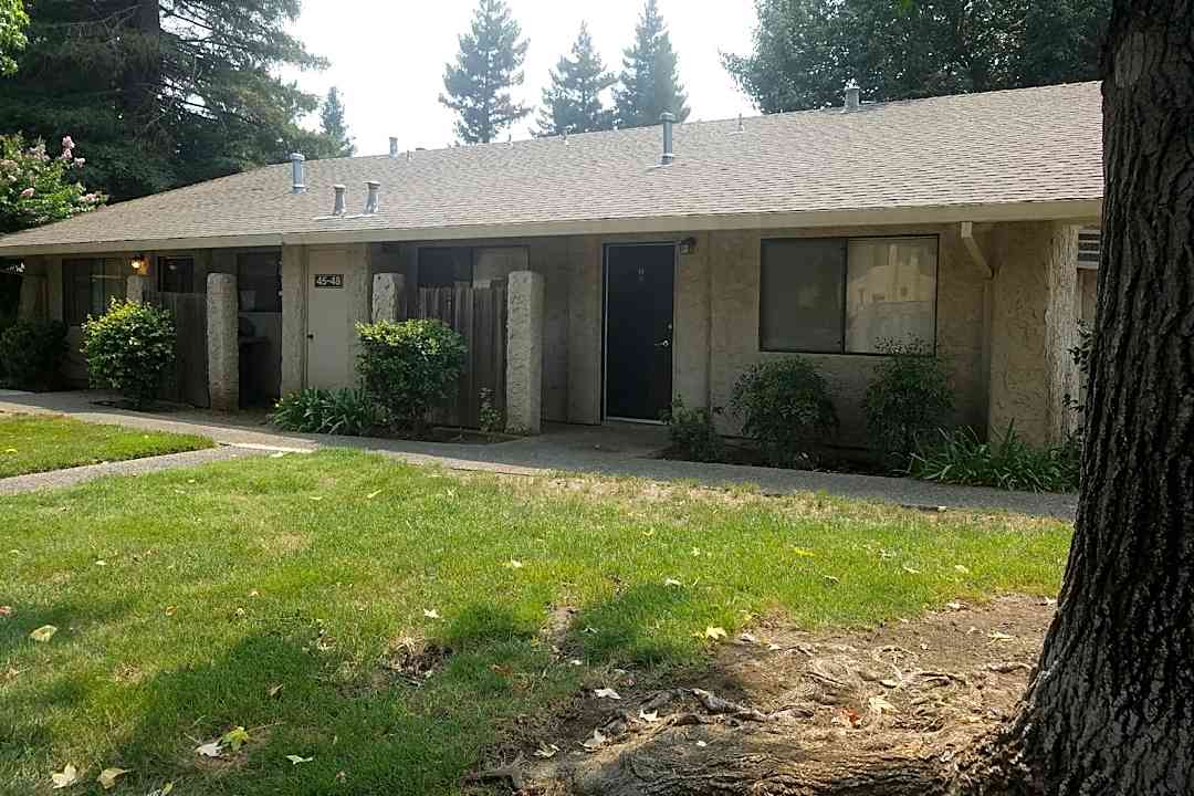 Joshua Tree Apartments - 476 E Lassen Ave Chico Ca Apartments For Rent Rentcom