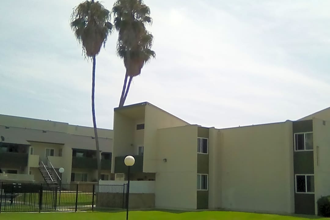 Palomar Apts - 171 Palomar St | Chula Vista, CA Apartments for Rent | Rent.