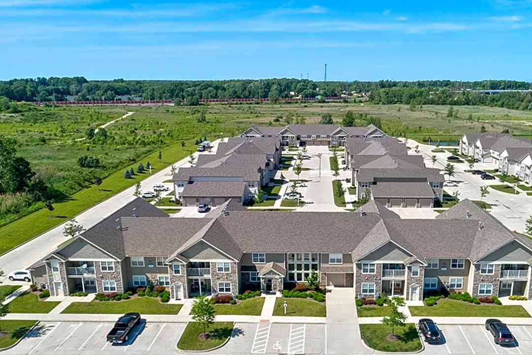 The Village At Cobblestone Court 1380 Legacy Dr Painesville Oh Apartments For Rent Rent Com