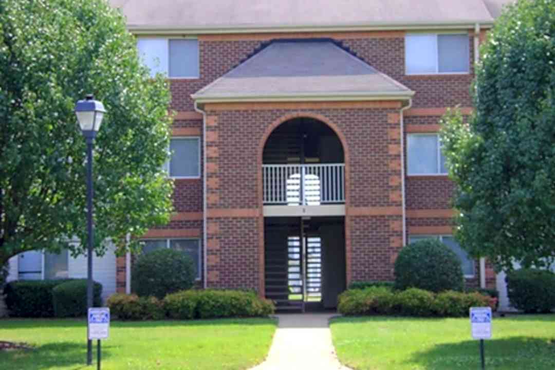 Kings Landing Apartments - 1000 Litton Ln Suffolk Va Apartments For Rent Rentcom